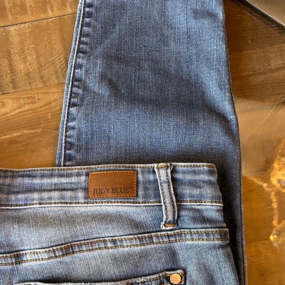 Judy Blue Relaxed Fit - Picture 7 of 12